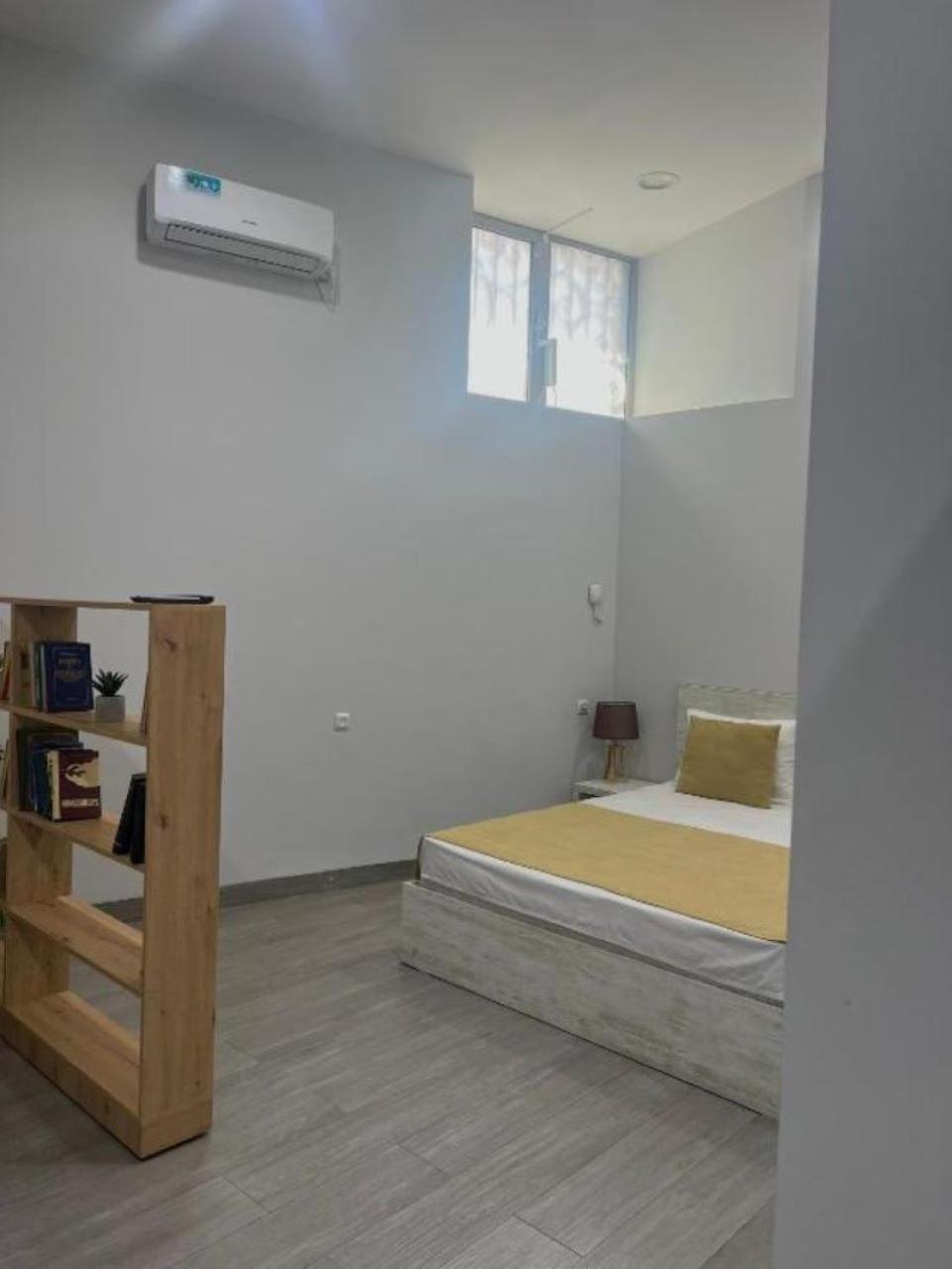 Hotel Menua Yerevan Exterior photo